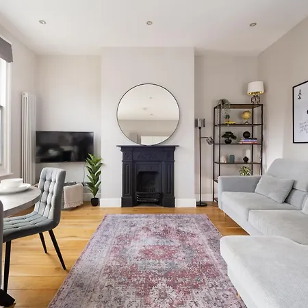 Stylish & Modern London Apartment In Honor Oak Экстерьер фото