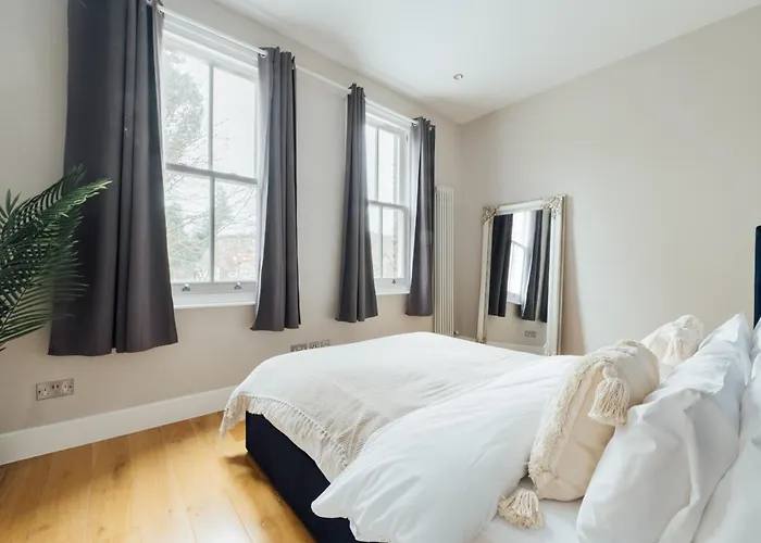 Stylish & Modern London Apartment In Honor Oak